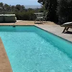 Luxury With Private Pool Binisafua
